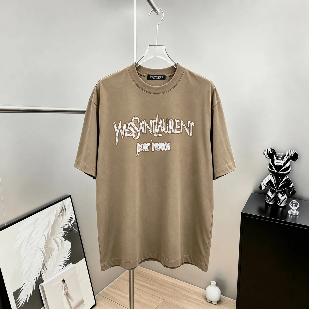 YSL～ 《 》 ， T tee ， Same Style ， : Black White Coffee Brown Size：S（90-130 ） M（125-150 ） L（135-165 ） XL（160-190 ） XXL（185-220 ）